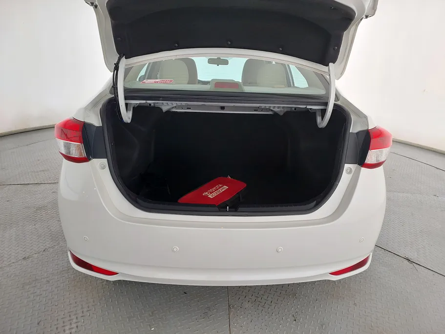 2019 Toyota Yaris  Y 