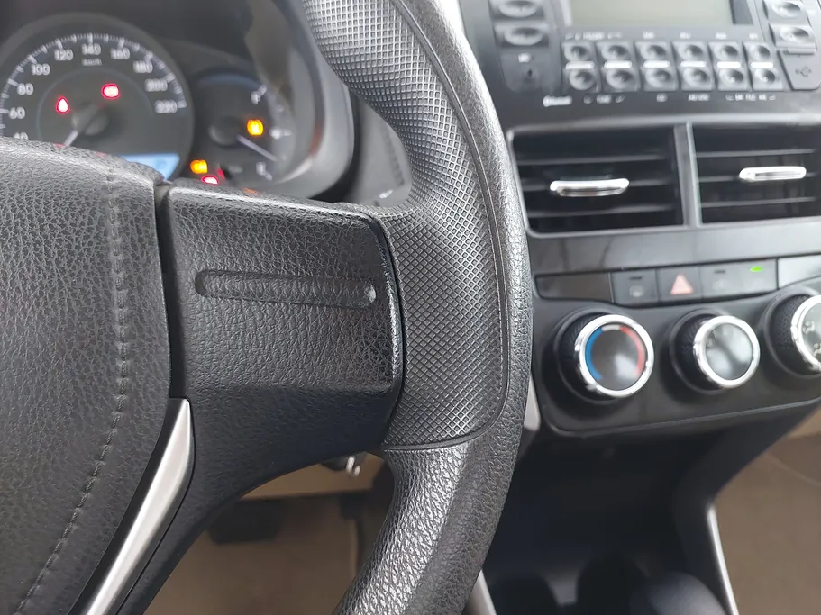 2019 Toyota Yaris  Y 