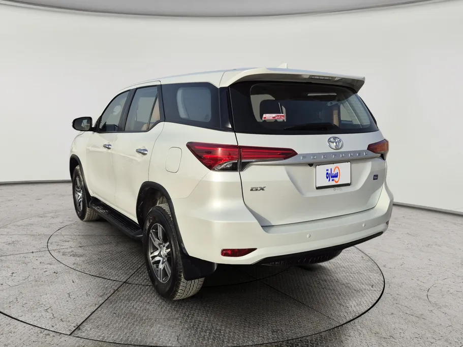 2023 Toyota Fortuner GX2 