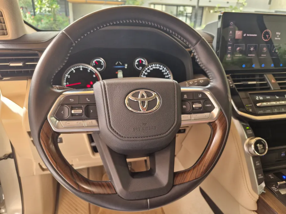 2024 Toyota Land Cruiser GXR4 