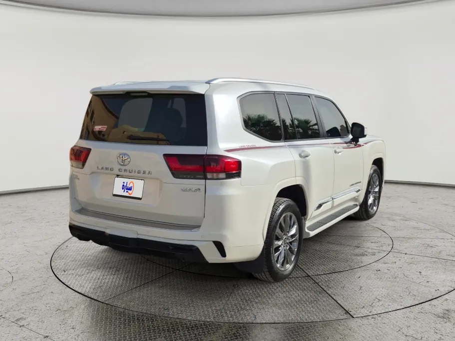 2023 Toyota Land Cruiser GXR 