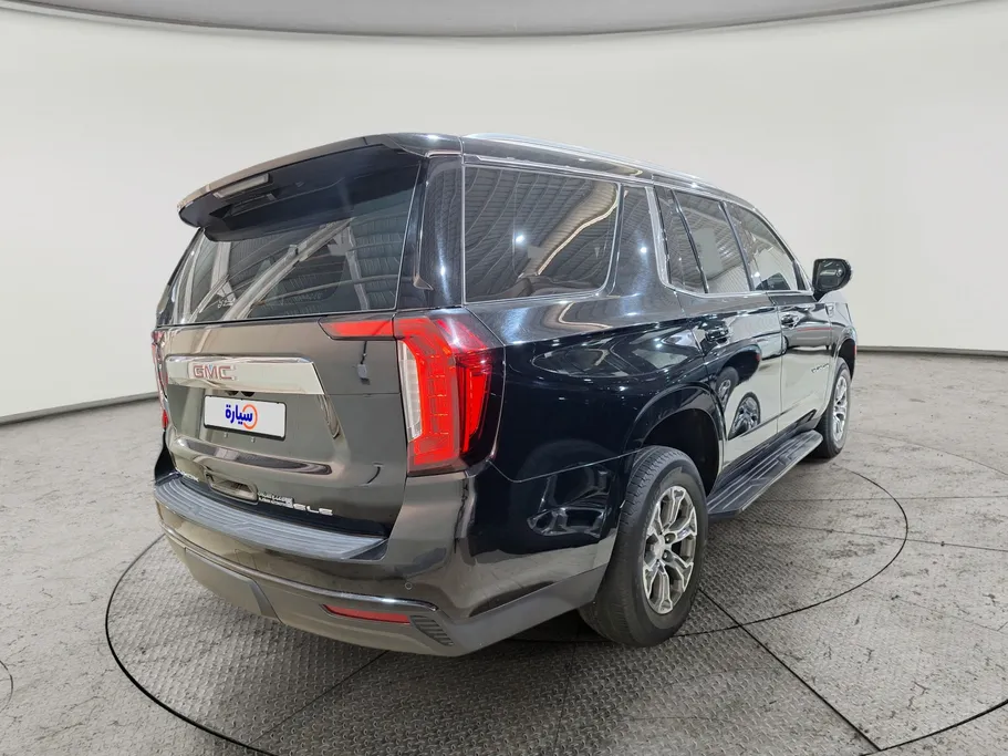 2023 GMC Yukon SLE 