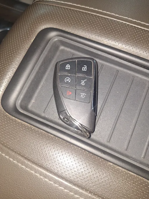 2023 GMC Yukon SLE 