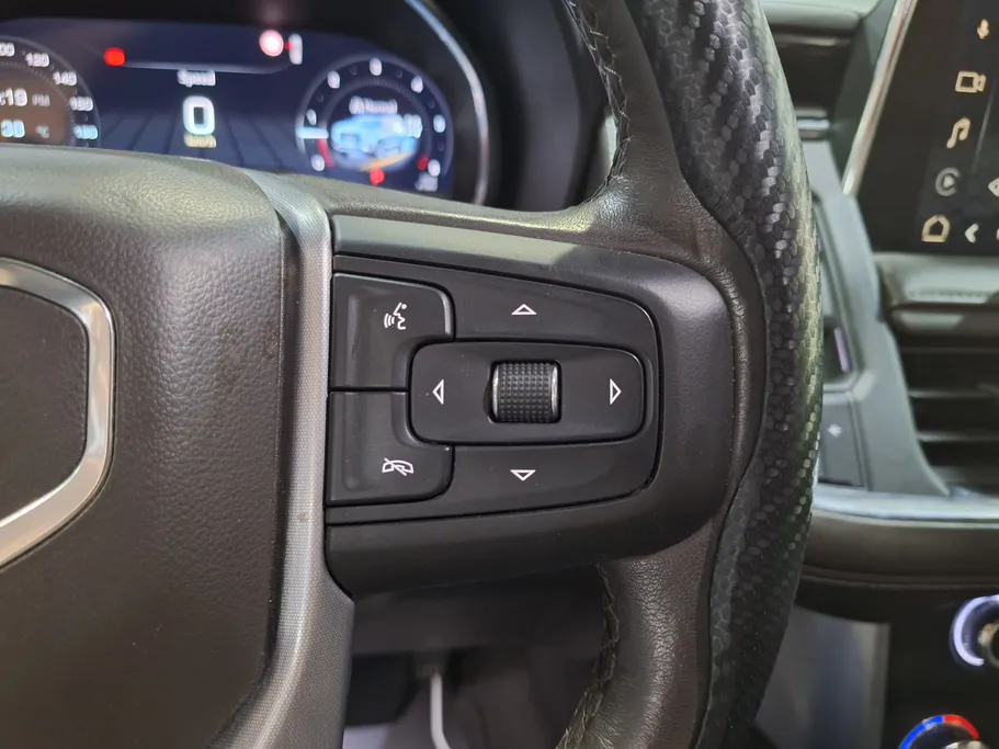 2023 GMC Yukon SLE 