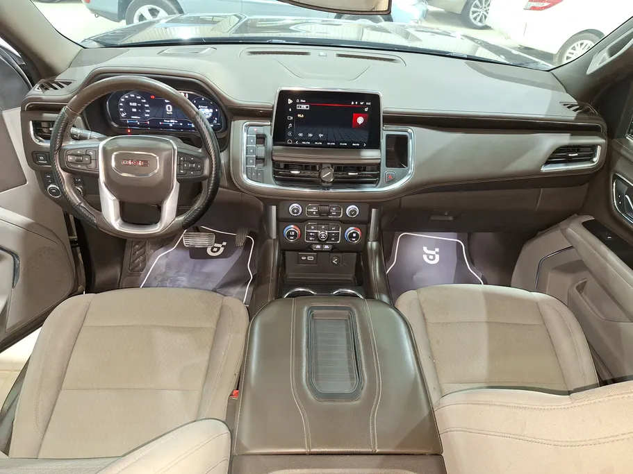 2023 GMC Yukon SLE 
