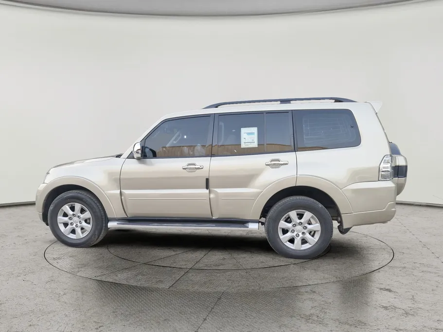 ميتسوبيشي باجيرو GLS 4Doors 2020 