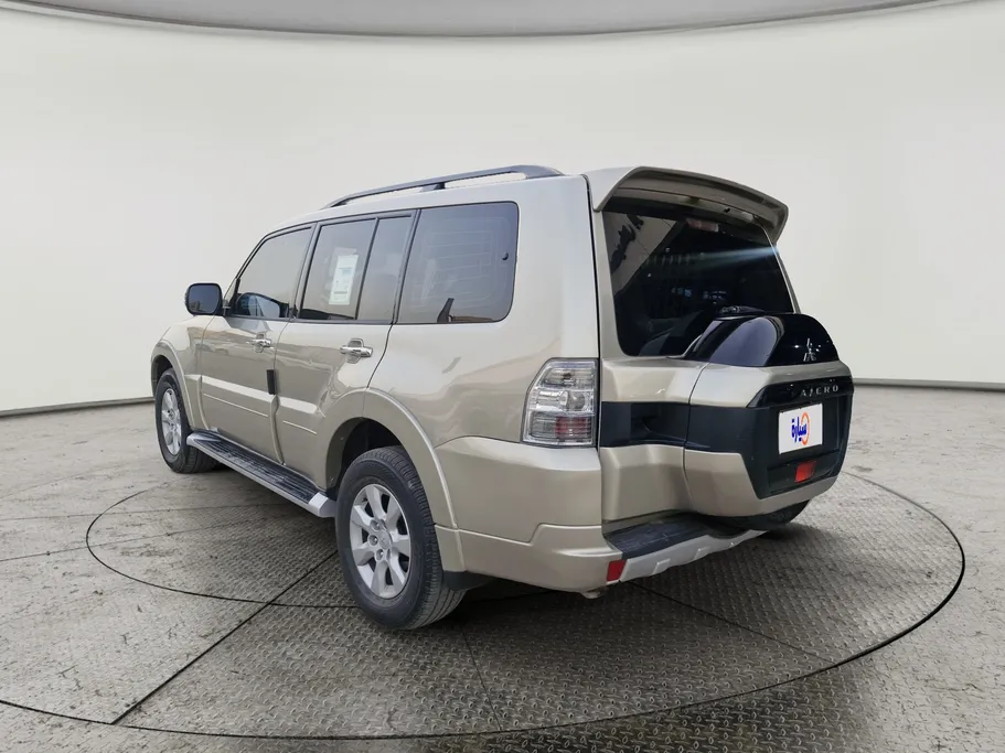 ميتسوبيشي باجيرو GLS 4Doors 2020 