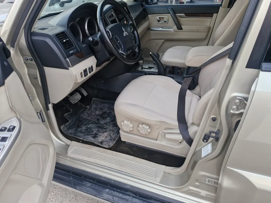ميتسوبيشي باجيرو GLS 4Doors 2020 