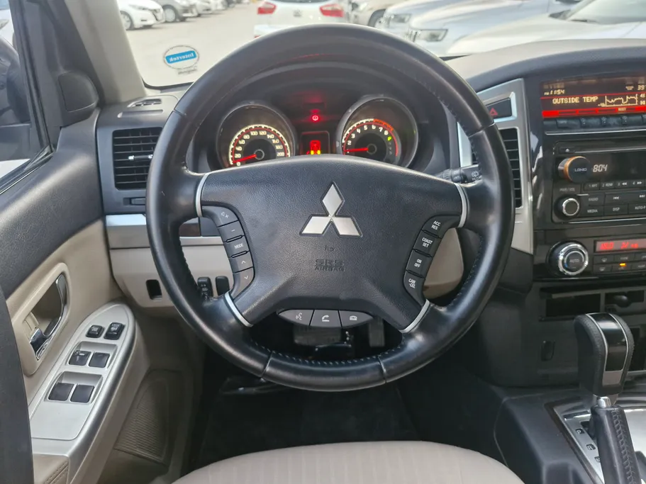 ميتسوبيشي باجيرو GLS 4Doors 2020 