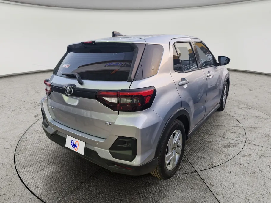 2023 Toyota Raize XLE 