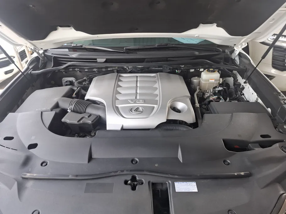 2021 Lexus LX 570 S 