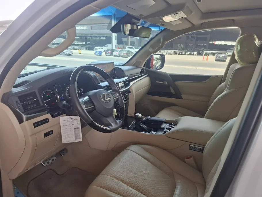 2021 Lexus LX 570 S 