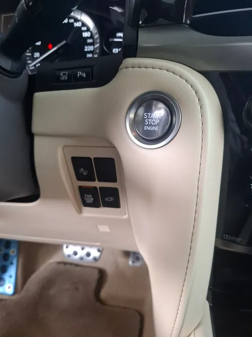 2021 Lexus LX 570 S 