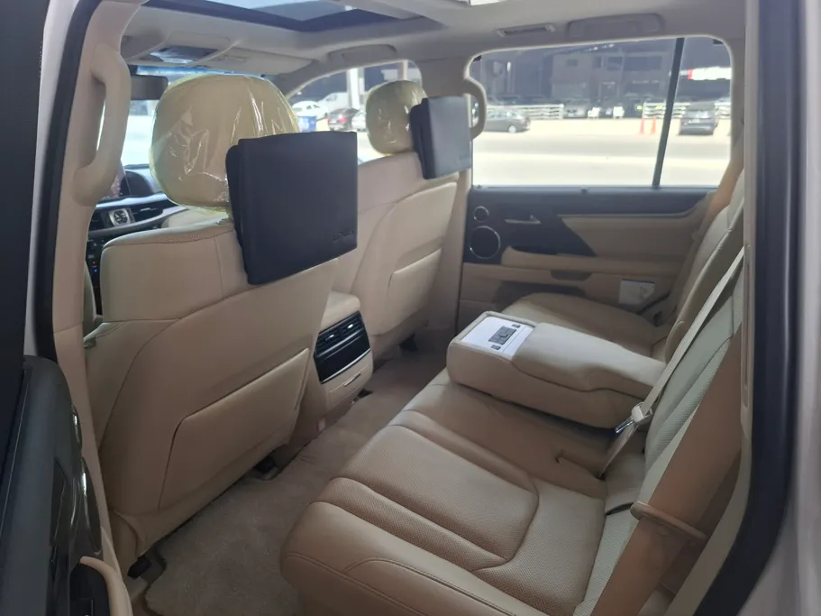 2021 Lexus LX 570 S 