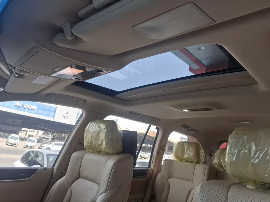 2021 Lexus LX 570 S 