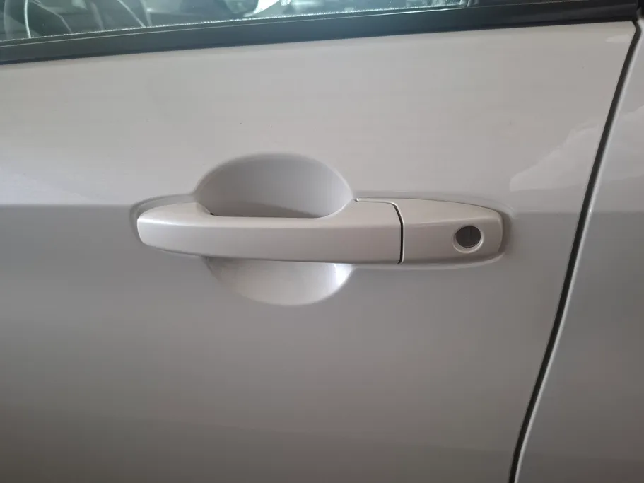 2024 Toyota Yaris  Y 