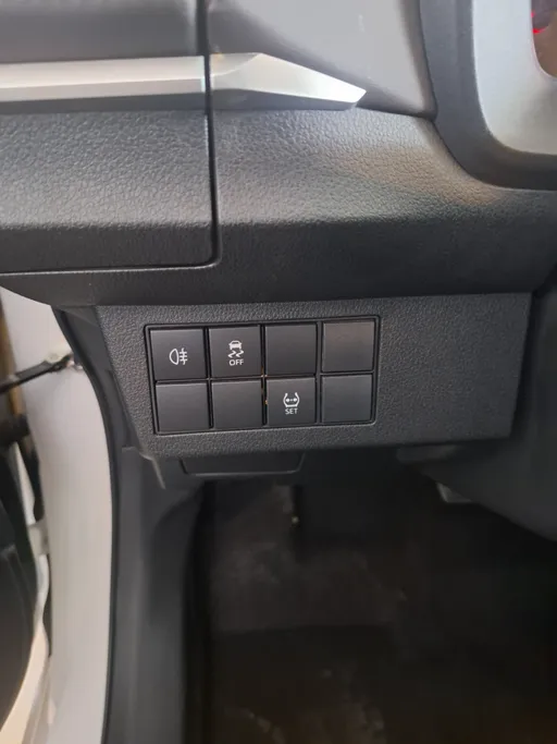 2024 Toyota Yaris  Y 
