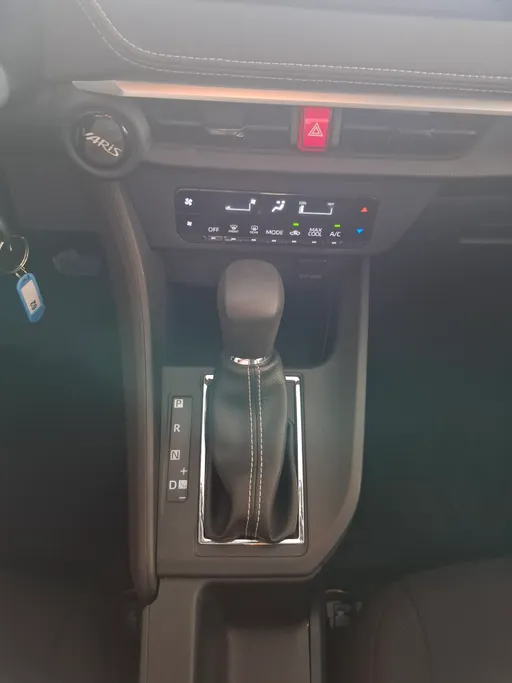 2024 Toyota Yaris  Y 