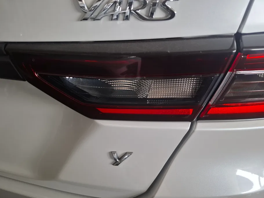 2024 Toyota Yaris  Y 