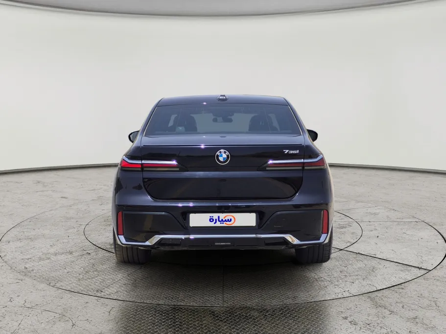 2024 BMW 7 Series 735i 