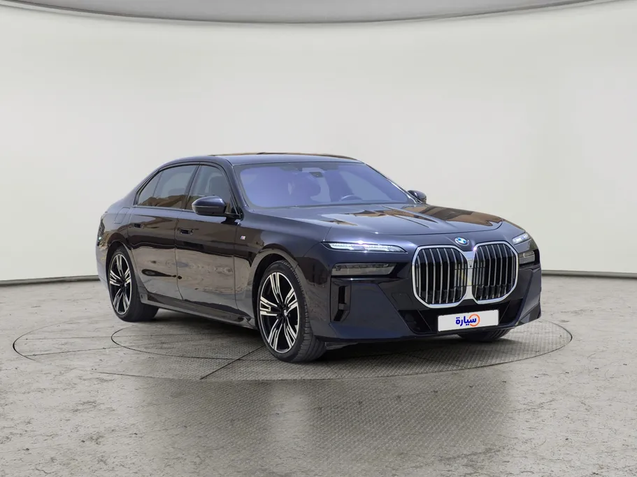 2024 BMW 7 Series 735i 