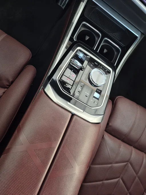 2024 BMW 7 Series 735i 