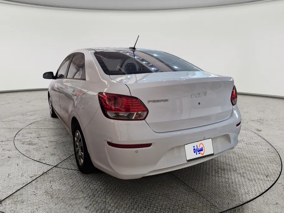 2024 Kia Pegas LX 