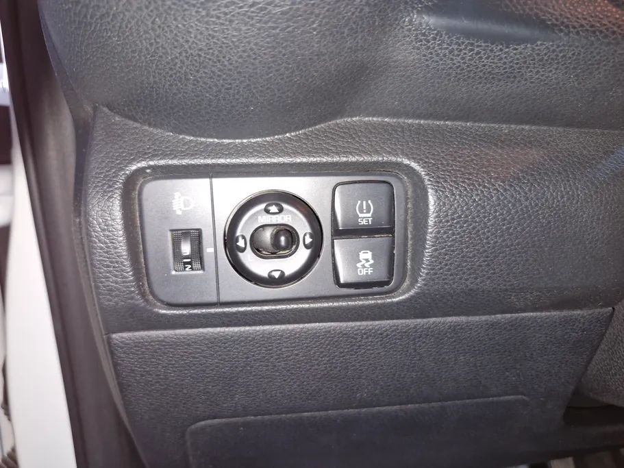 2024 Kia Pegas LX 