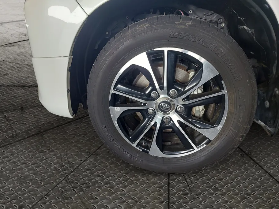 2021 Toyota Land Cruiser GXR Grand Touring 