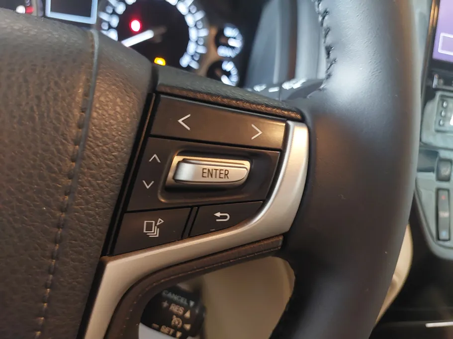 تويوتا لاندكروزر GXR Grand Touring 2021 