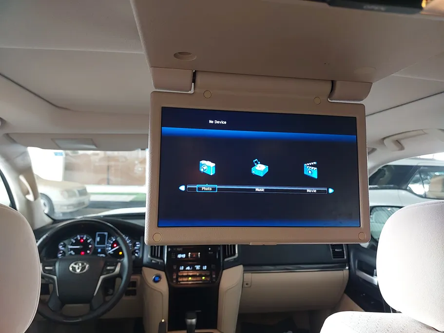 تويوتا لاندكروزر GXR Grand Touring 2021 