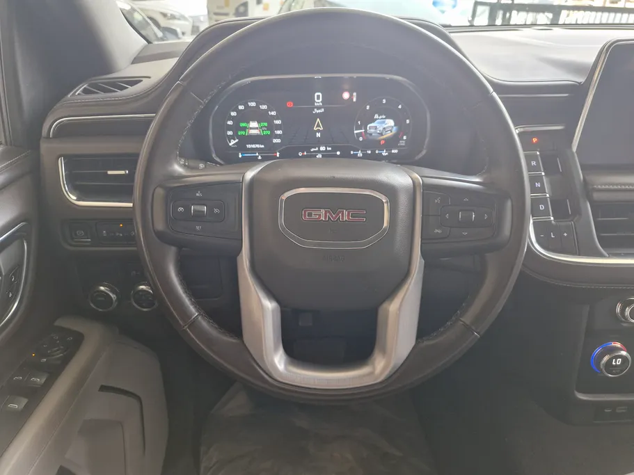 2023 GMC Yukon SLE 