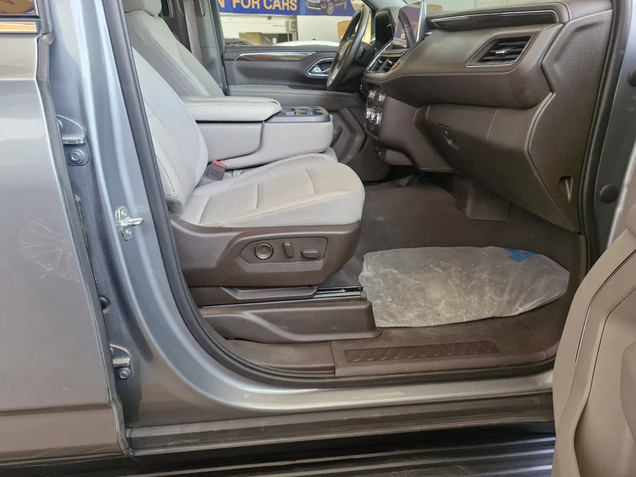 2023 GMC Yukon SLE 