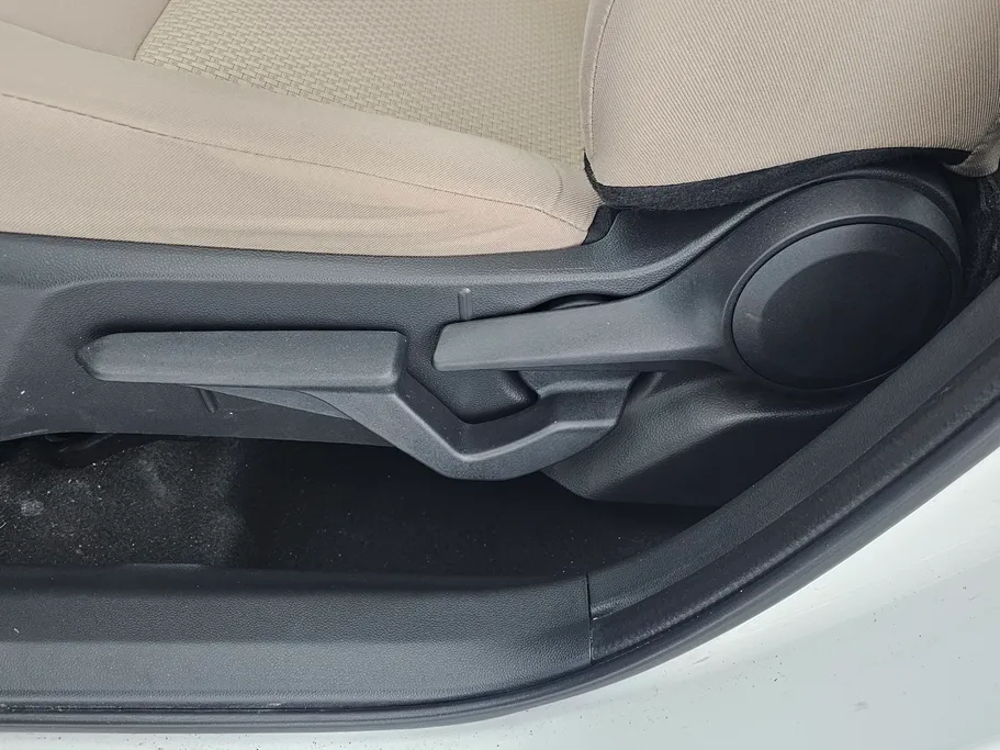 2024 Toyota Yaris  Y 