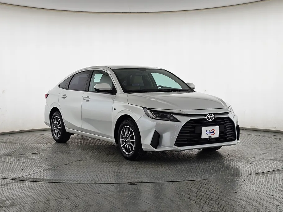 2024 Toyota Yaris  Y 