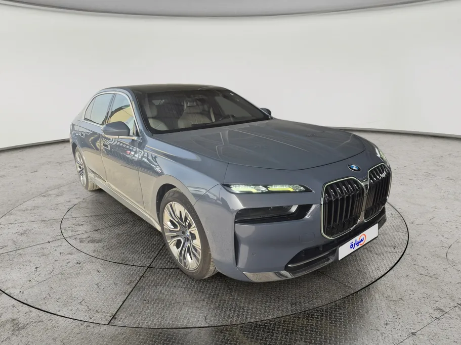 2023 BMW 7 Series 735i 