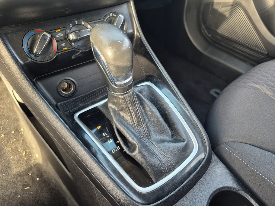 2023 MG 5 STD 