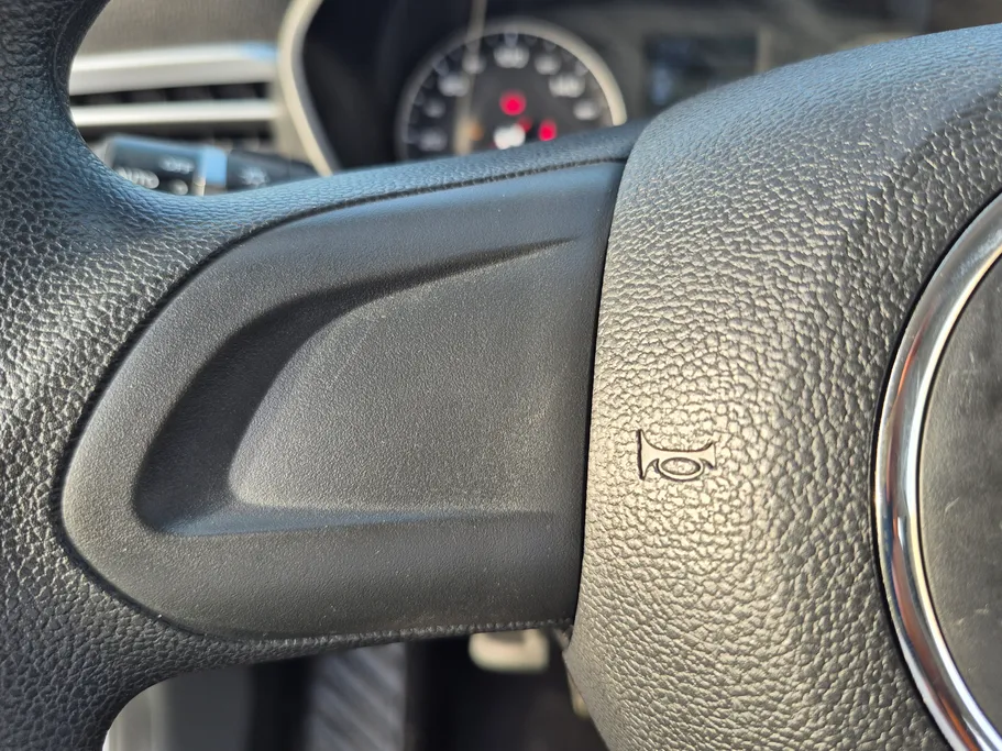 2023 MG 5 STD 