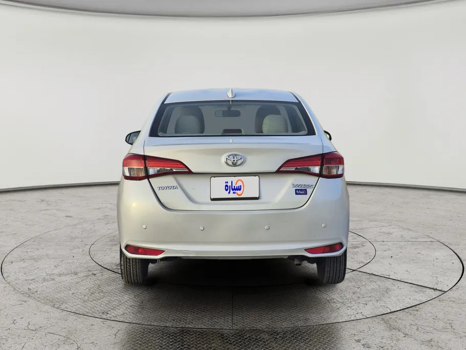 2021 Toyota Yaris  Y 