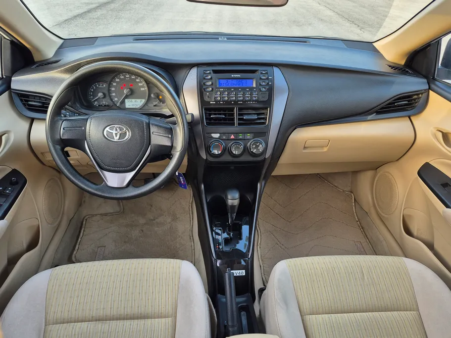 2021 Toyota Yaris  Y 