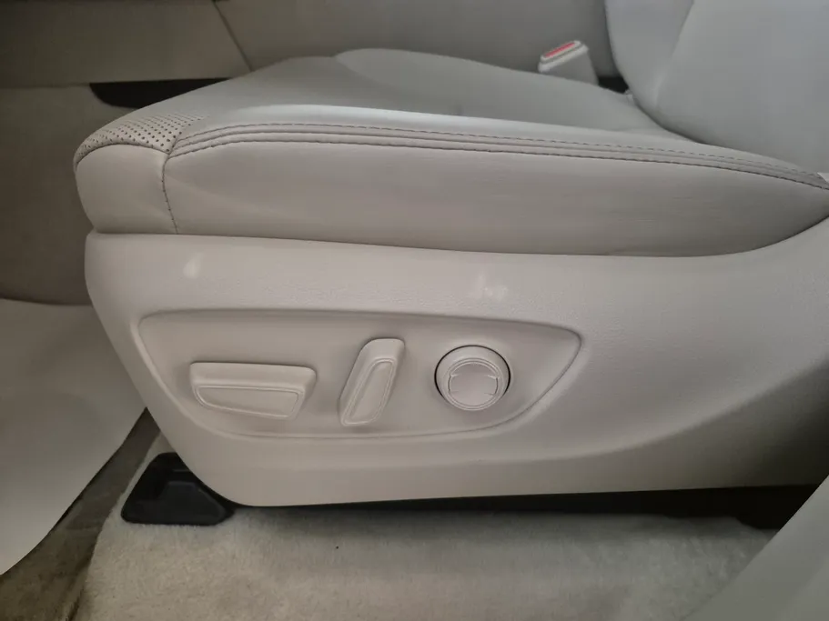 2024 Toyota Land Cruiser GXR 