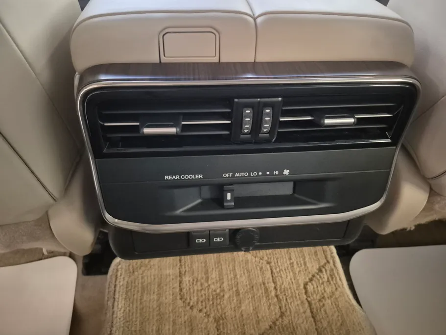 2024 Toyota Land Cruiser GXR 