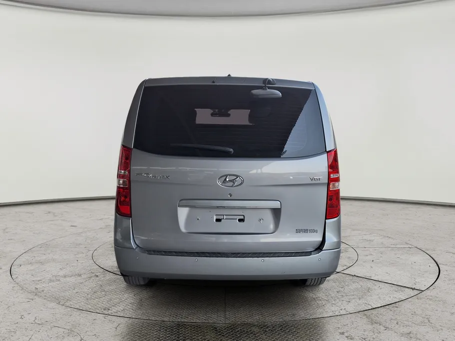 2021 Hyundai H1 cargo 