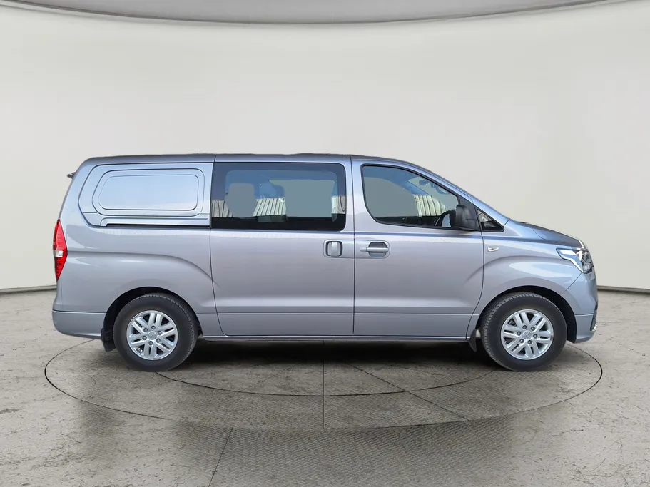 2021 Hyundai H1 cargo 
