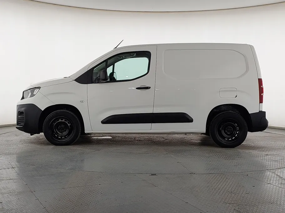 بيجو بارتنر Short van 2021 