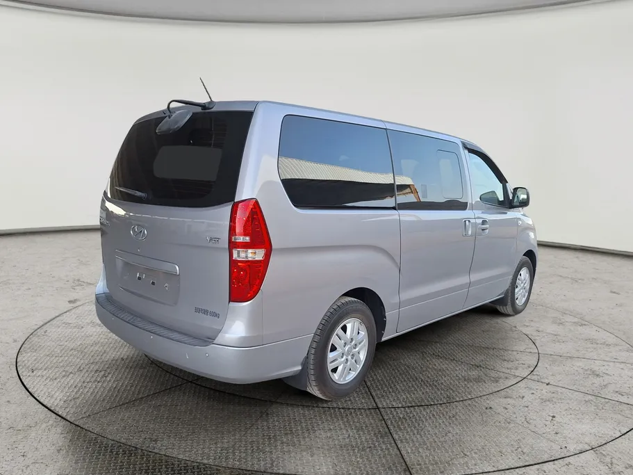2021 Hyundai Grand Starex cargo 