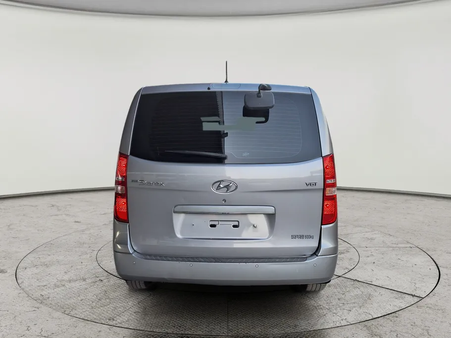 2021 Hyundai Grand Starex cargo 