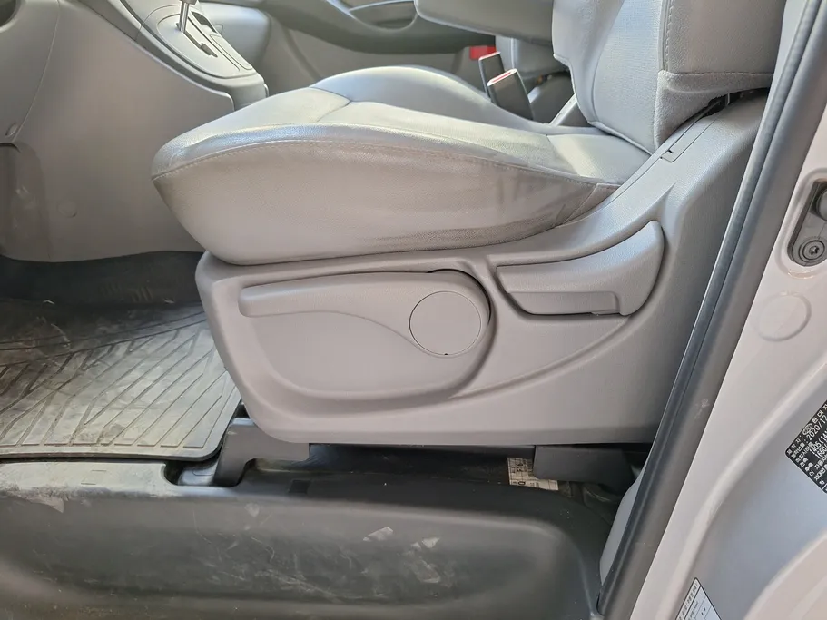 2021 Hyundai Grand Starex cargo 