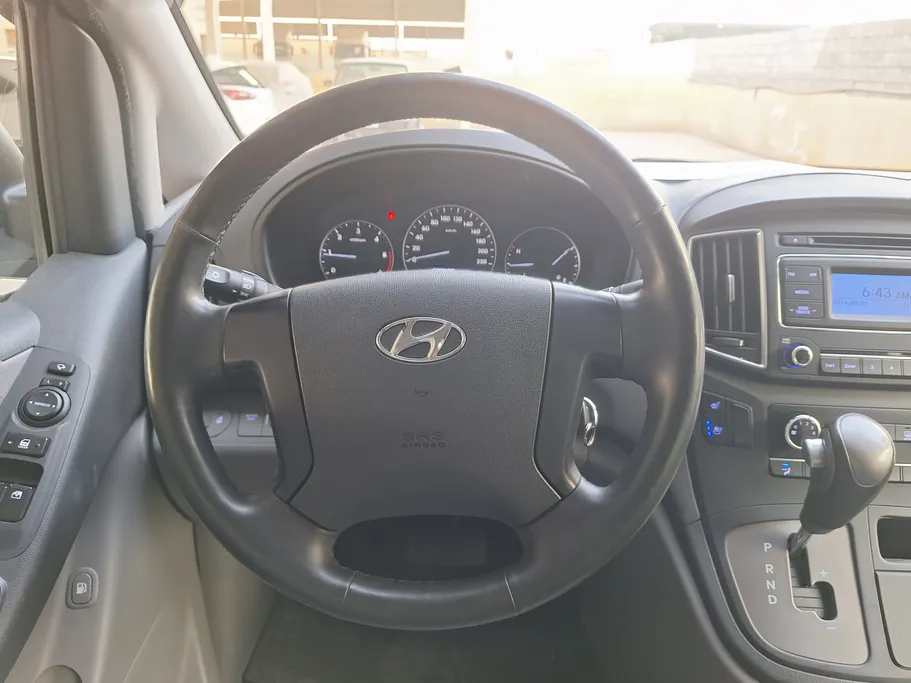 2021 Hyundai Grand Starex cargo 