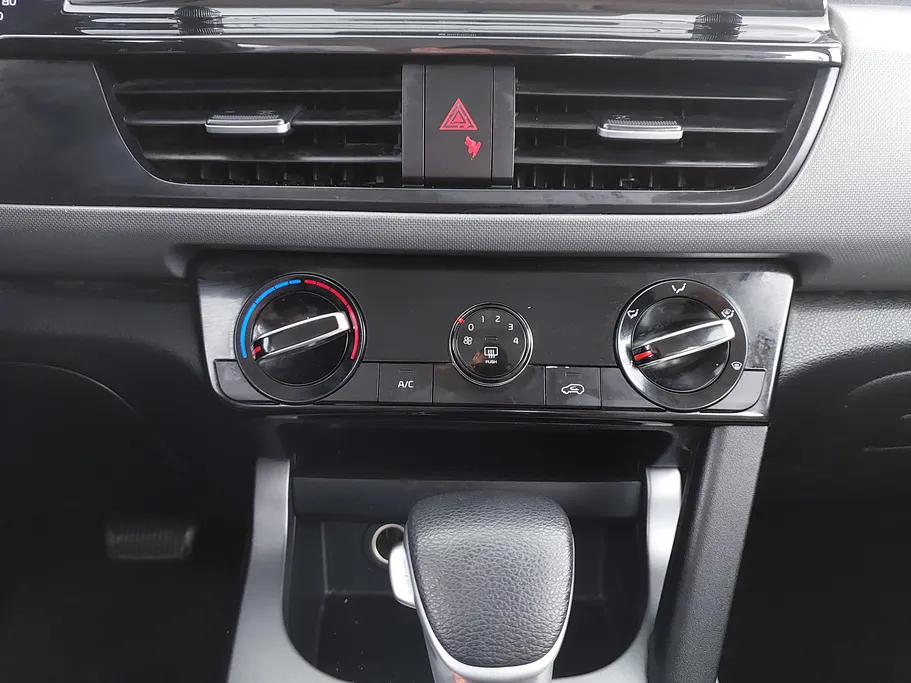 2023 Kia Seltos LX 